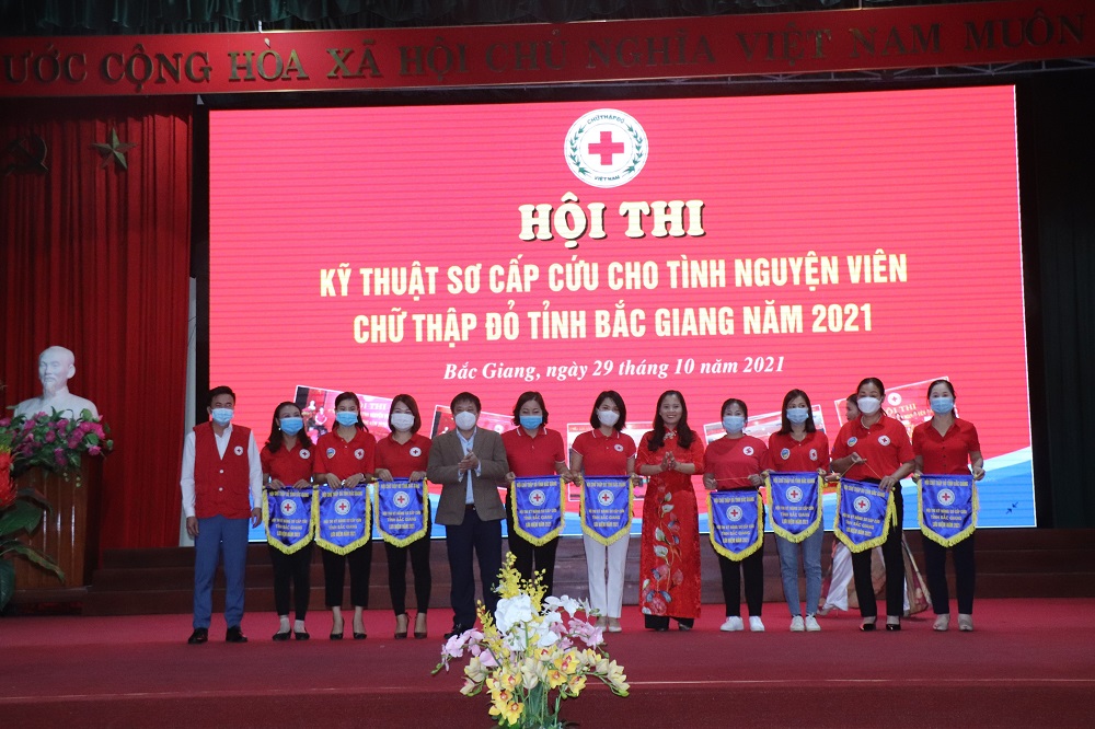 Hội Chữ thập đỏ tỉnh tổ chức Hội thi kỹ thuật sơ cấp cứu cho TNV Chữ thập đỏ tỉnh năm 2021
